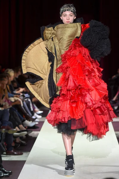 Look 7